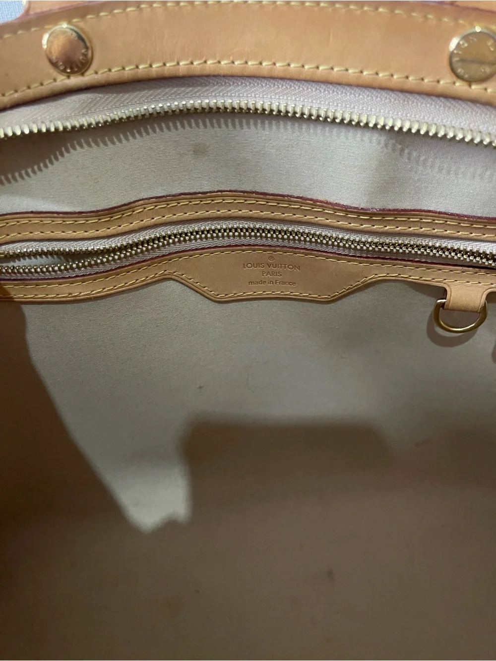 Louis Vuitton Vernis Blair MM Monogram Dune Shoulder Bag